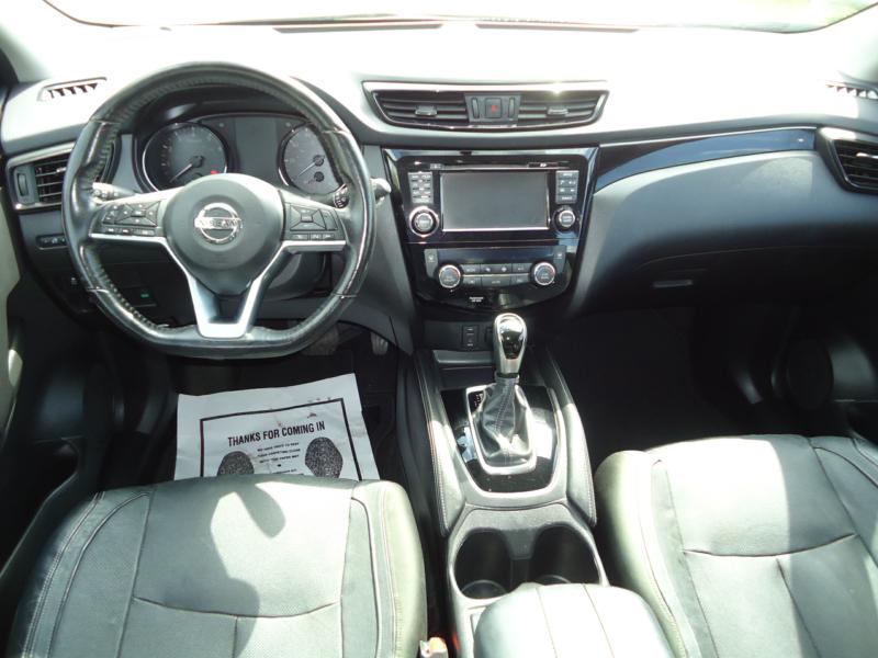 2017 NISSAN ROGUE SPORT SL photo